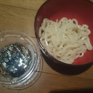 生姜たっぷり冷やしつけうどん